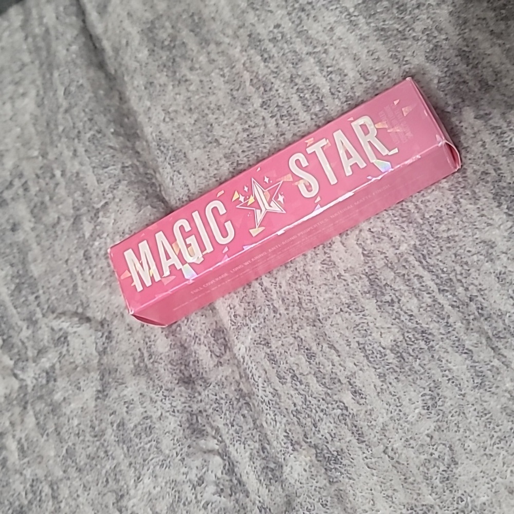 Jeffree Star Magic Star concealer